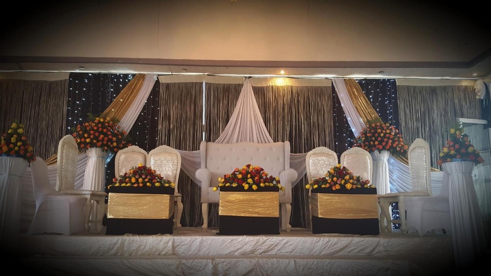 Beshale Hotel Main image